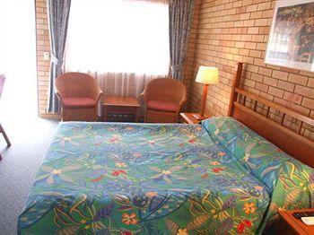 Airport 3* Pacific Paradise